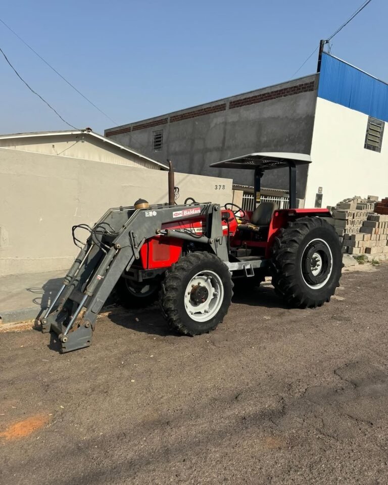 MASSEY FERGUSON 275 ADVANCED (4X4)