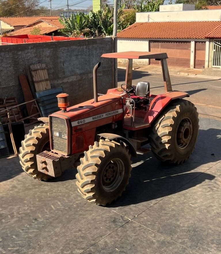 MASSEY FERGUSON 660